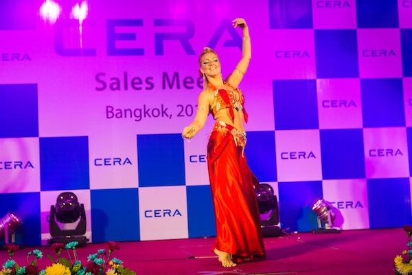 certa-show-belly-dancer-jeta-barooshka